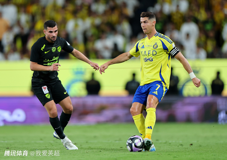 蒂姆焦点对战,C罗与40激战IG分钟,反败为胜胜负难料!观众掌声雷动 蒂姆焦点对战,C罗与40激战IG分钟,反败为胜胜负难料!观众掌声雷动