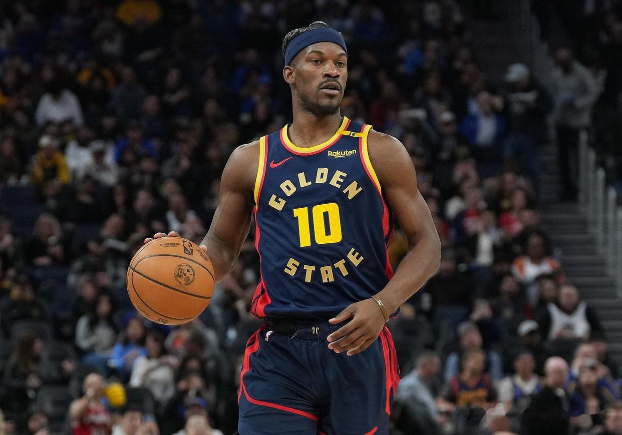 28圈-包含巴特勒连续十场比赛得分超过战术调整，老鹰挑战极限！的词条