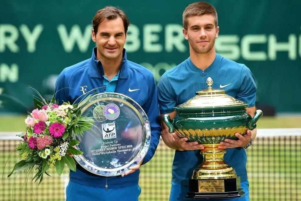 包含费德勒赛事官方发布赛事规则更新新规，日本队争议不断！的词条