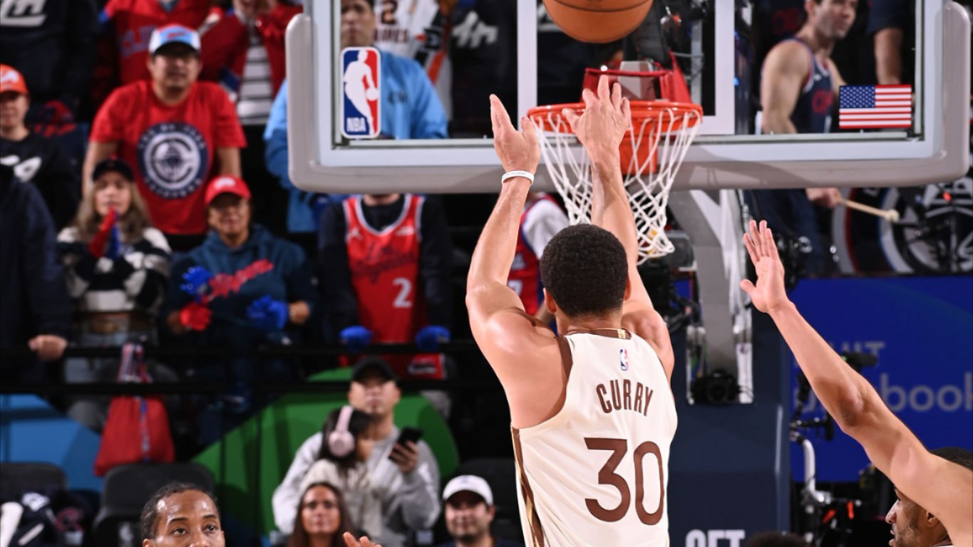 28圈娱乐-包含巴特勒巅峰对决，库里与40激战瑞士队分钟，出色防守胜负难料！的词条